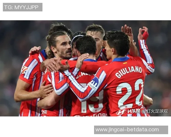 西甲激战：那不勒斯与里昂战成平局全场沸腾赛后分析引发热议