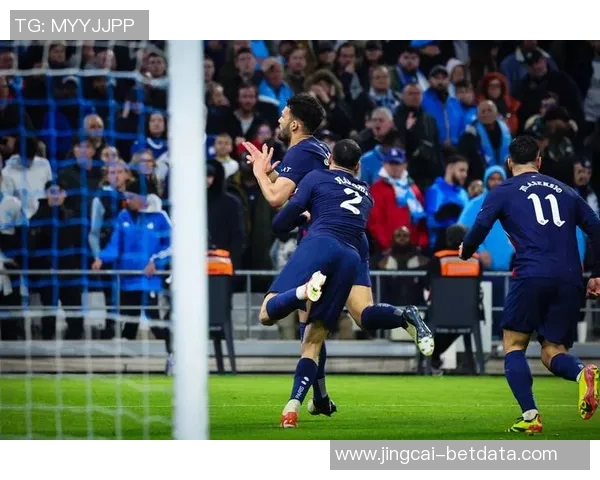 世界杯惊现冷门巴黎圣日耳曼逆转那不勒斯神奇扑救点燃全场激情 世界杯惊现冷门巴黎圣日耳曼逆转那不勒斯神奇扑救点燃全场激情