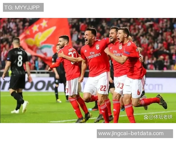 本菲卡与波尔图友谊赛激战成3-2乌龙球成比赛转折点引发热烈讨论